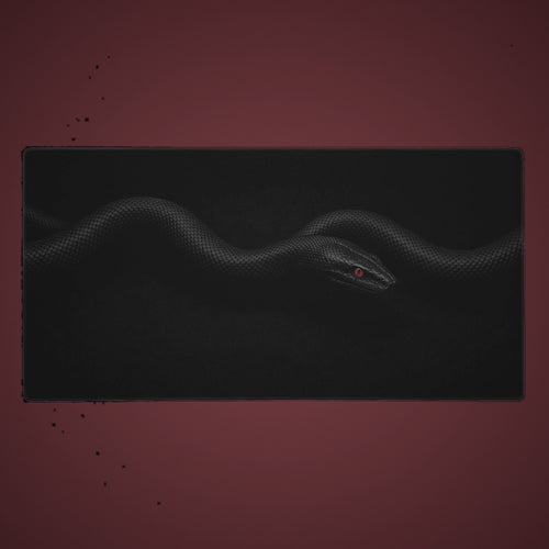 Tapis Serpent Dark Core — serpent noir, yeux rouges, fond Dark Core